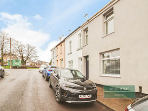 Photo 1- click for photo gallery